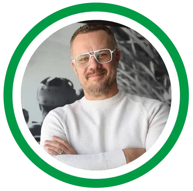 jonathan holth bio photo